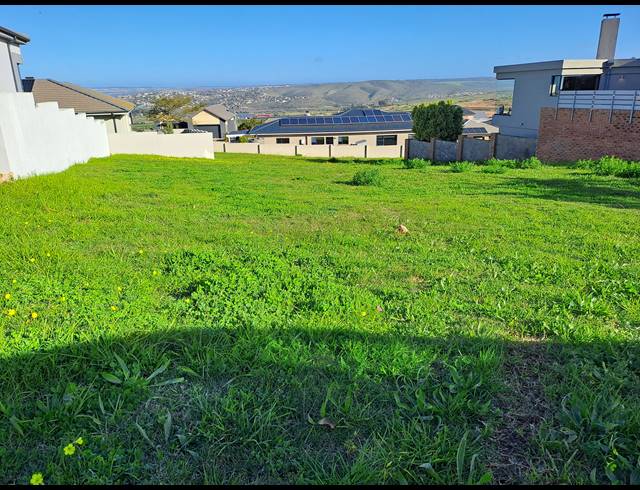 585M² VACANT LAND FOR SALE IN MONTE CHRISTO